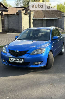 Хэтчбек Mazda 3 2005 в Лысянке