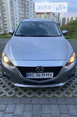 Седан Mazda 3 2016 в Львові