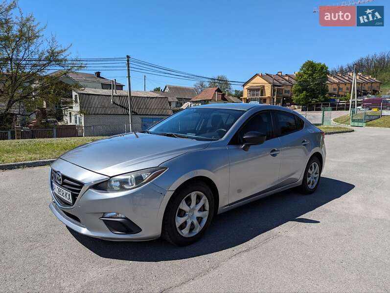 Седан Mazda 3 2014 в 