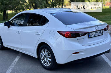 Седан Mazda 3 2016 в Одесі