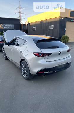 Хэтчбек Mazda 3 2022 в Киеве