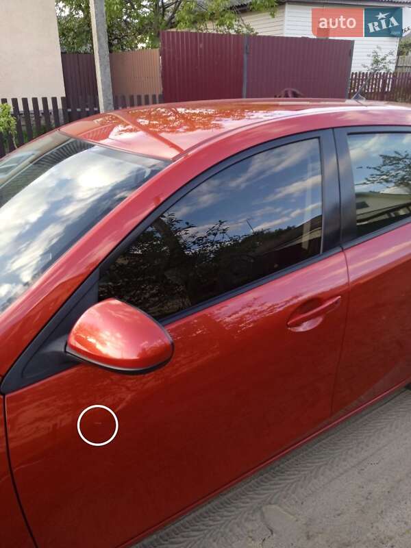 Седан Mazda 3 2010 в Чернигове
