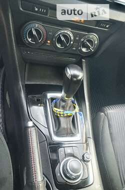 Седан Mazda 3 2014 в Теребовлі