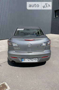 Седан Mazda 3 2013 в Харькове