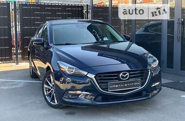 Mazda 3 2018