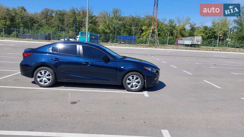 Седан Mazda 3 2014 в Запорожье