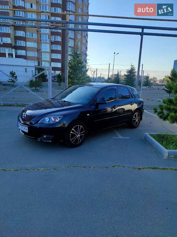 Хэтчбек Mazda 3 2005 в Одессе