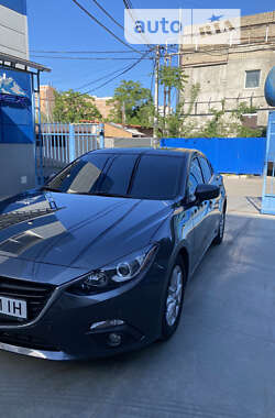 Mazda 3 2015