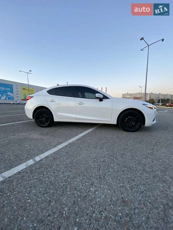 Седан Mazda 3 2018 в Черновцах фото 8 Седан Mazda 3 2018 в Черновцах