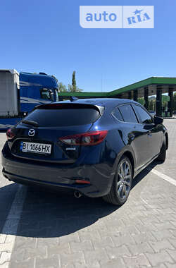 Хэтчбек Mazda 3 2018 в Кременчуге