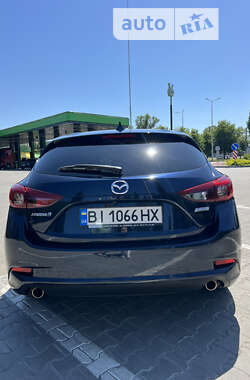 Хэтчбек Mazda 3 2018 в Кременчуге