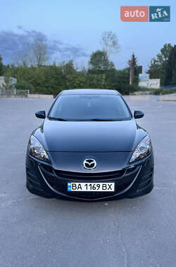 Седан Mazda 3 2010 в Тернополе