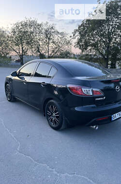 Седан Mazda 3 2010 в Тернополі