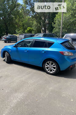 Хэтчбек Mazda 3 2009 в 