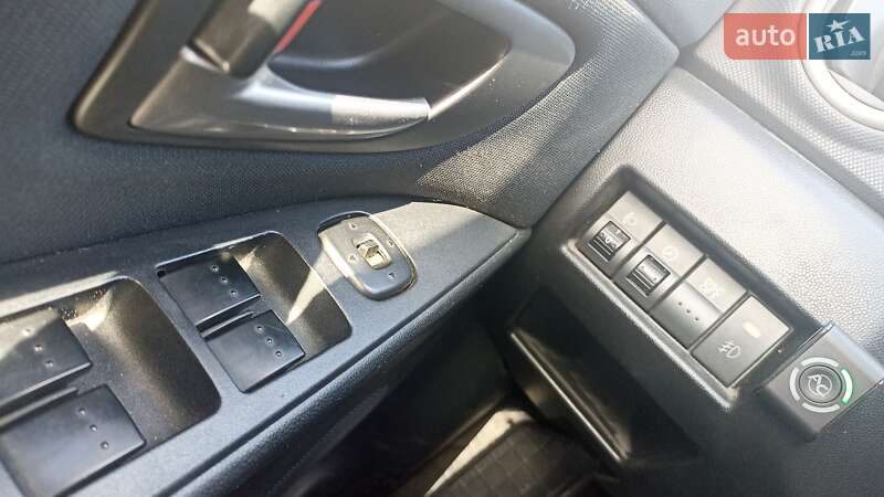 Седан Mazda 3 2004 в Шепетівці фото 2 Седан Mazda 3 2004 в Шепетівці