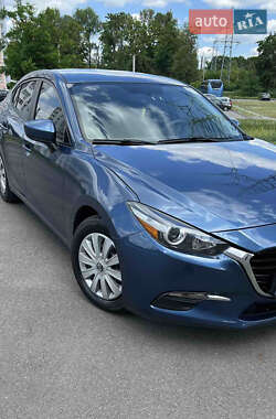 Седан Mazda 3 2016 в 