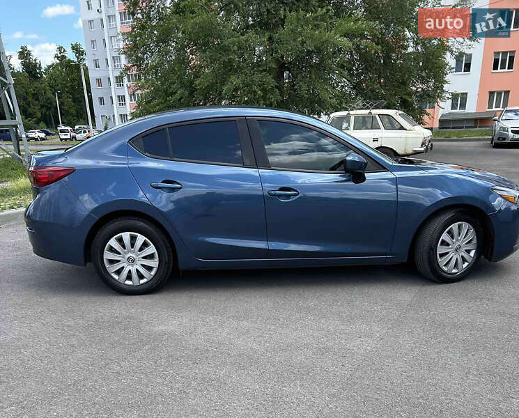 Седан Mazda 3 2016 в Харькове