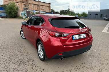 Хэтчбек Mazda 3 2015 в Кривом Роге