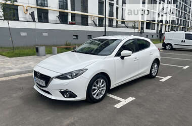 Mazda 3 2015