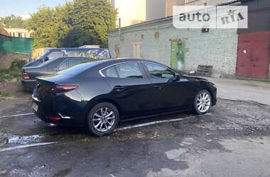 Седан Mazda 3 2021 в Софіївській Борщагівці