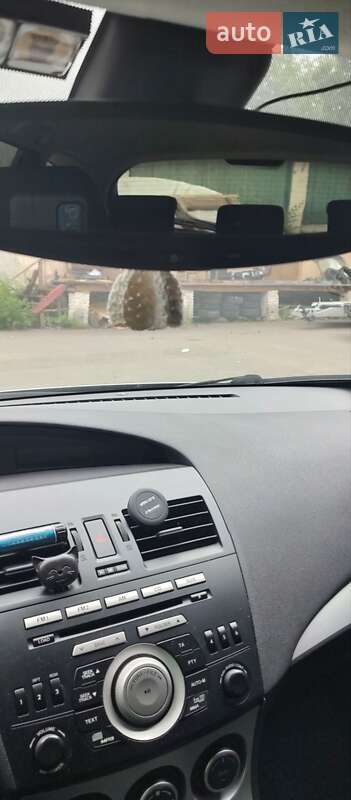 Хэтчбек Mazda 3 2010 в Ровно