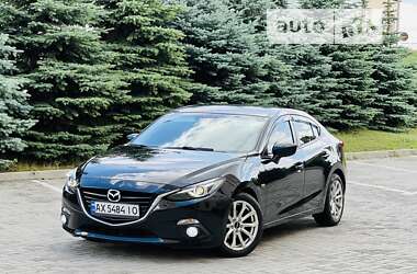 Седан Mazda 3 2015 в Харкові