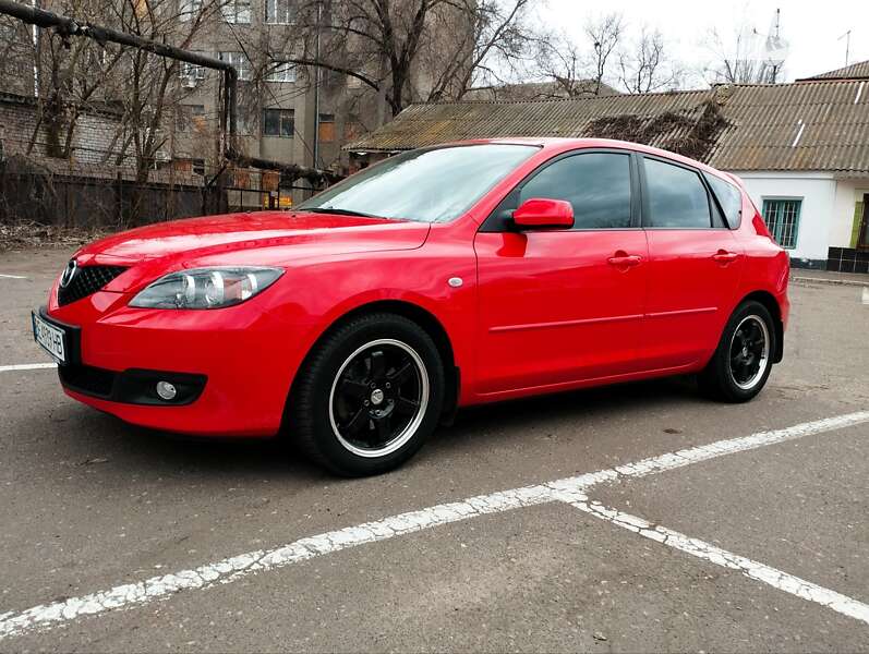 Хэтчбек Mazda 3 2007 в 