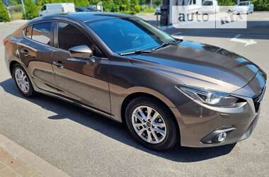 Седан Mazda 3 2014 в Киеве