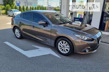 Седан Mazda 3 2014 в Киеве