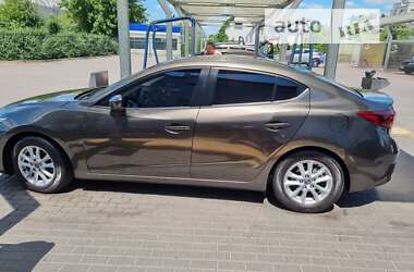 Седан Mazda 3 2014 в Киеве