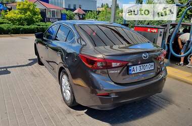 Седан Mazda 3 2014 в Киеве