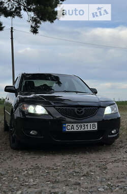 Седан Mazda 3 2005 в Смілі