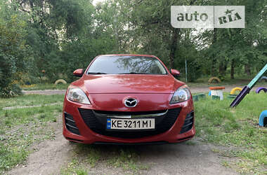 Седан Mazda 3 2010 в Синельниково