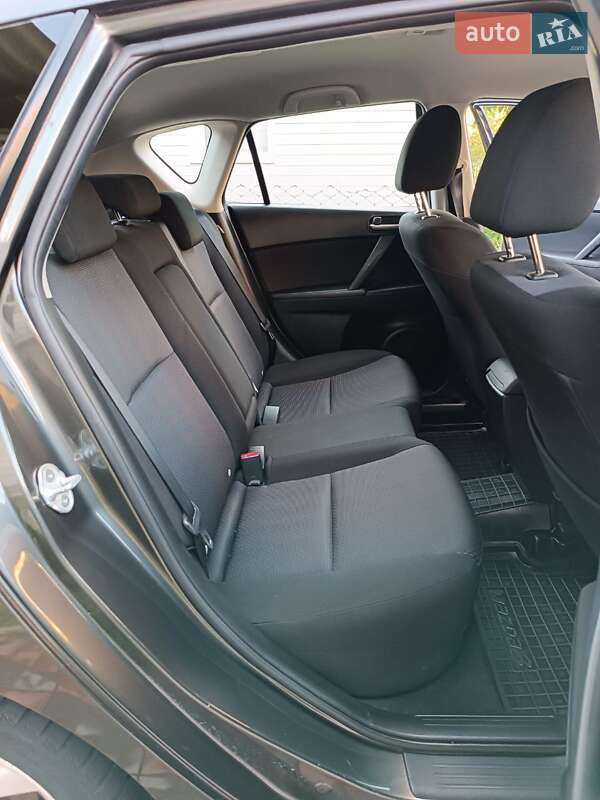 Хэтчбек Mazda 3 2009 в Калиновке