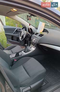 Хэтчбек Mazda 3 2009 в Калиновке