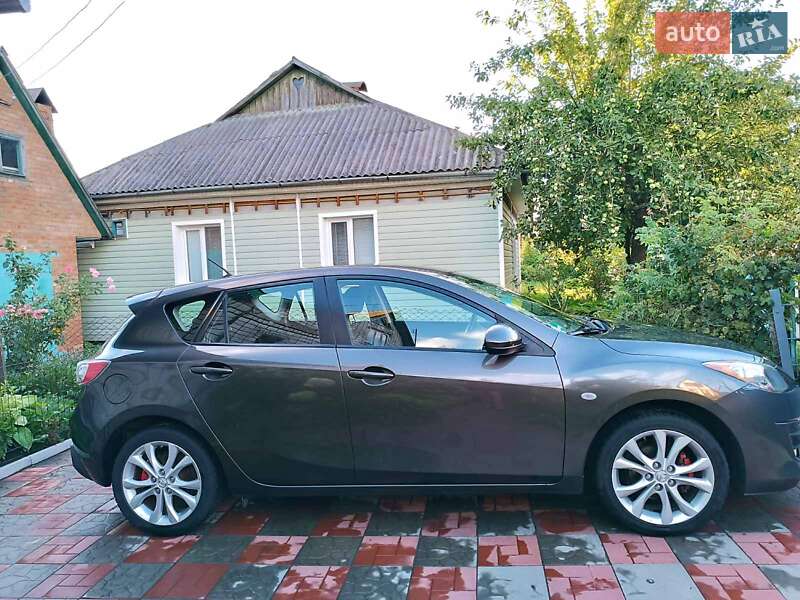 Хэтчбек Mazda 3 2009 в Калиновке