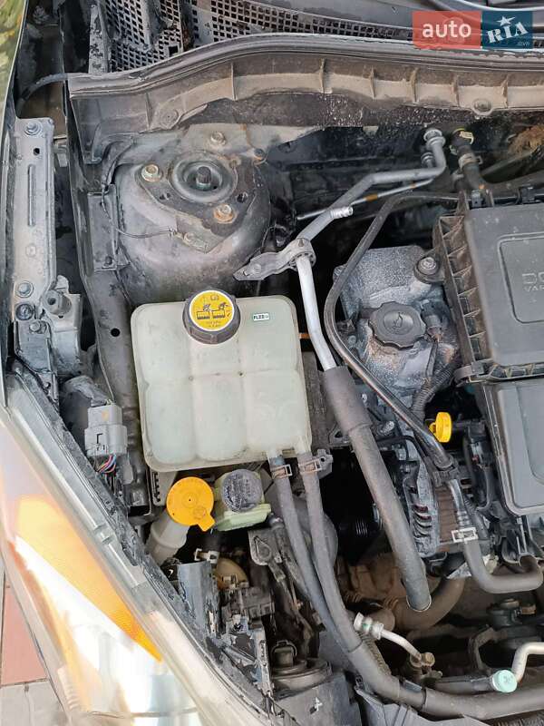 Хэтчбек Mazda 3 2009 в Калиновке