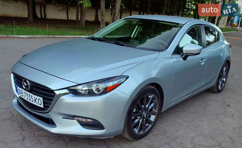 Хэтчбек Mazda 3 2018 в Жмеринке