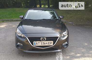 Седан Mazda 3 2015 в Ивано-Франковске