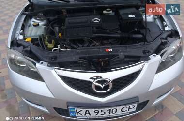 Седан Mazda 3 2009 в Гайсину