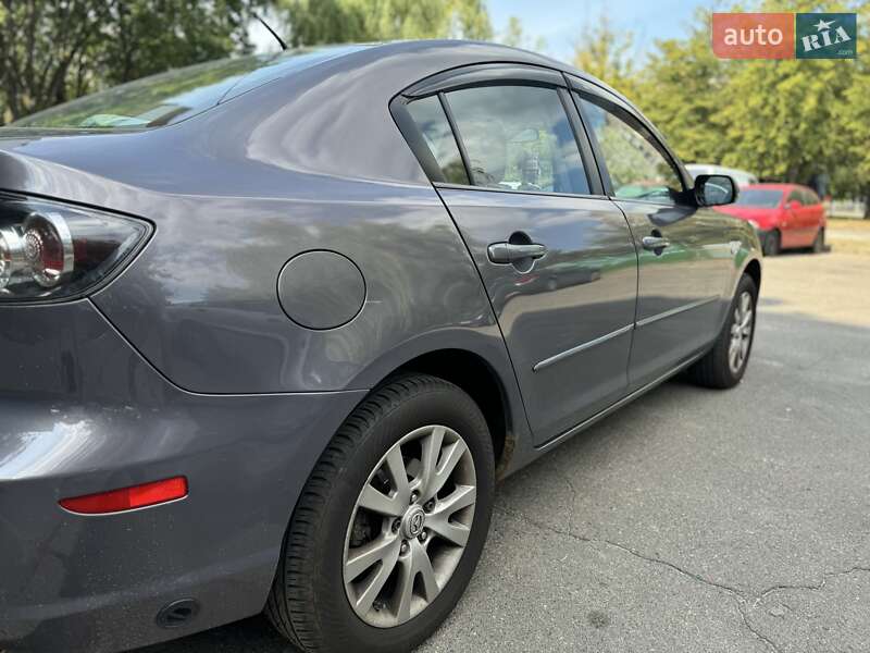 Седан Mazda 3 2008 в Киеве