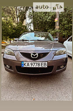 Седан Mazda 3 2008 в Киеве