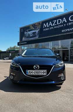 Хетчбек Mazda 3 2015 в Житомирі