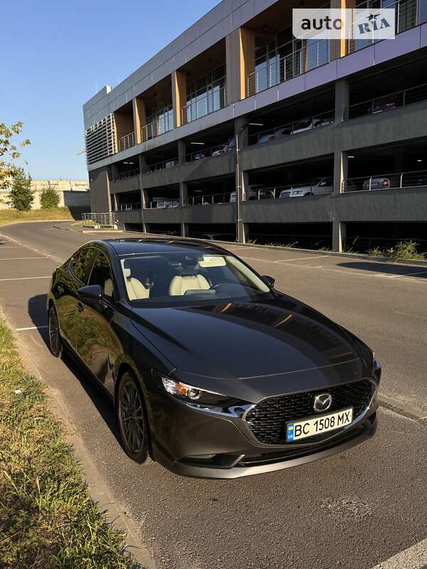 Седан Mazda 3 2019 в Львові