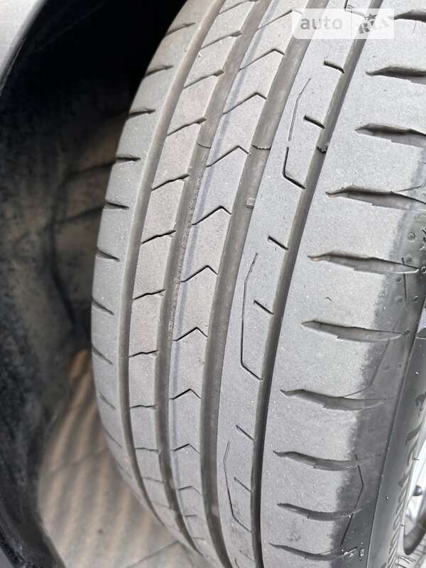 Седан Mazda 3 2019 в Львові