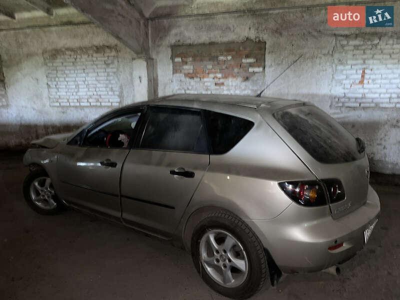 Хэтчбек Mazda 3 2006 в Гайсине