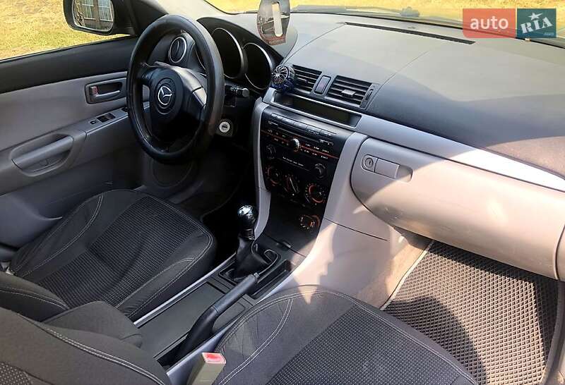 Mazda 3 2004