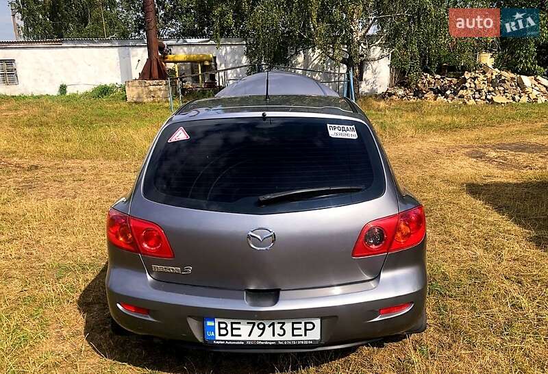 Хэтчбек Mazda 3 2004 в Врадиевке