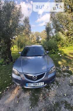 Седан Mazda 3 2006 в Городке