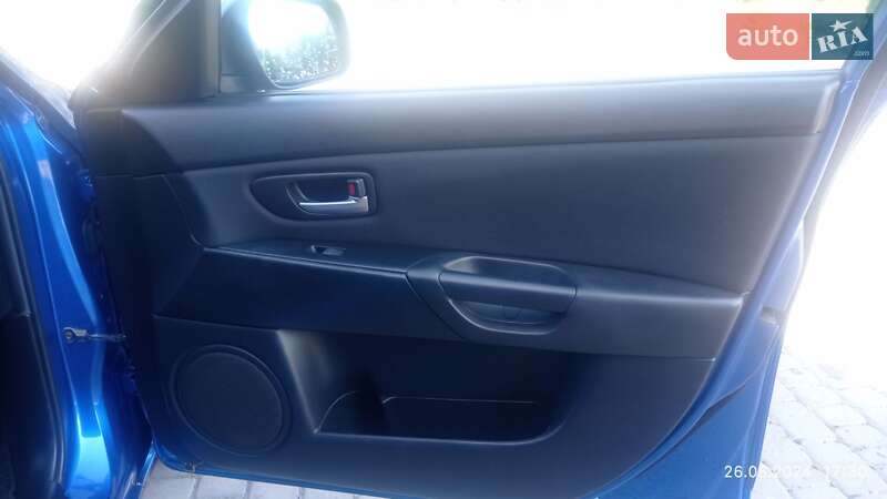 Хэтчбек Mazda 3 2005 в Яворове